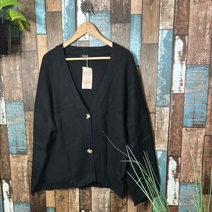 Black oversized cardigan Sweater